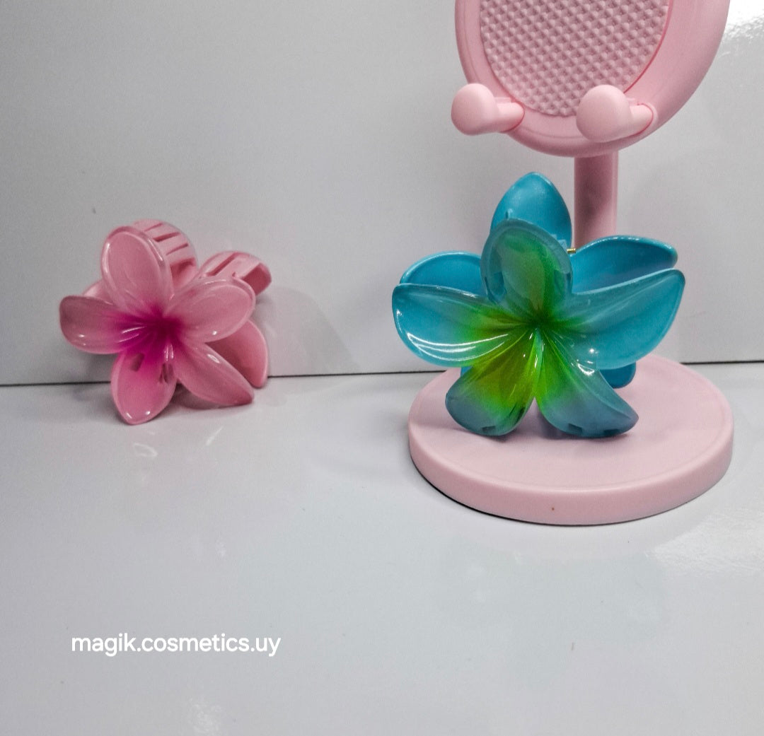 Broche viral flor #127