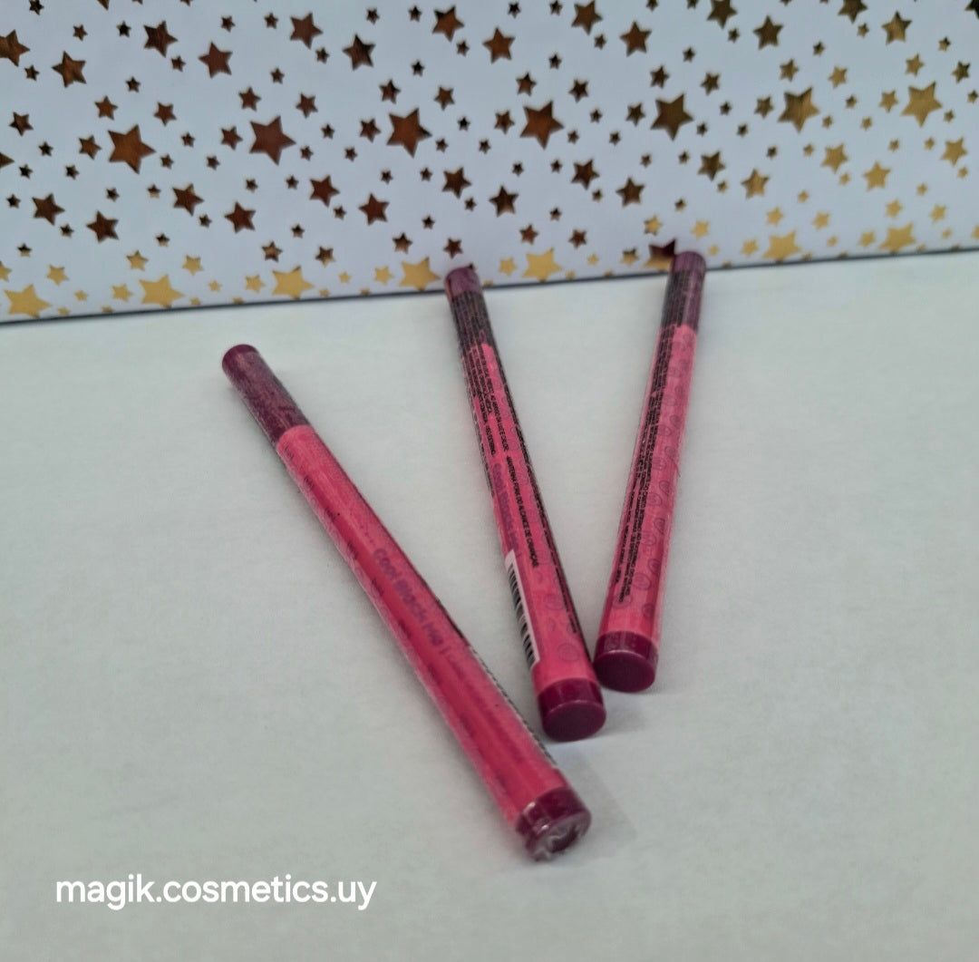 Delineador plumon negro #314