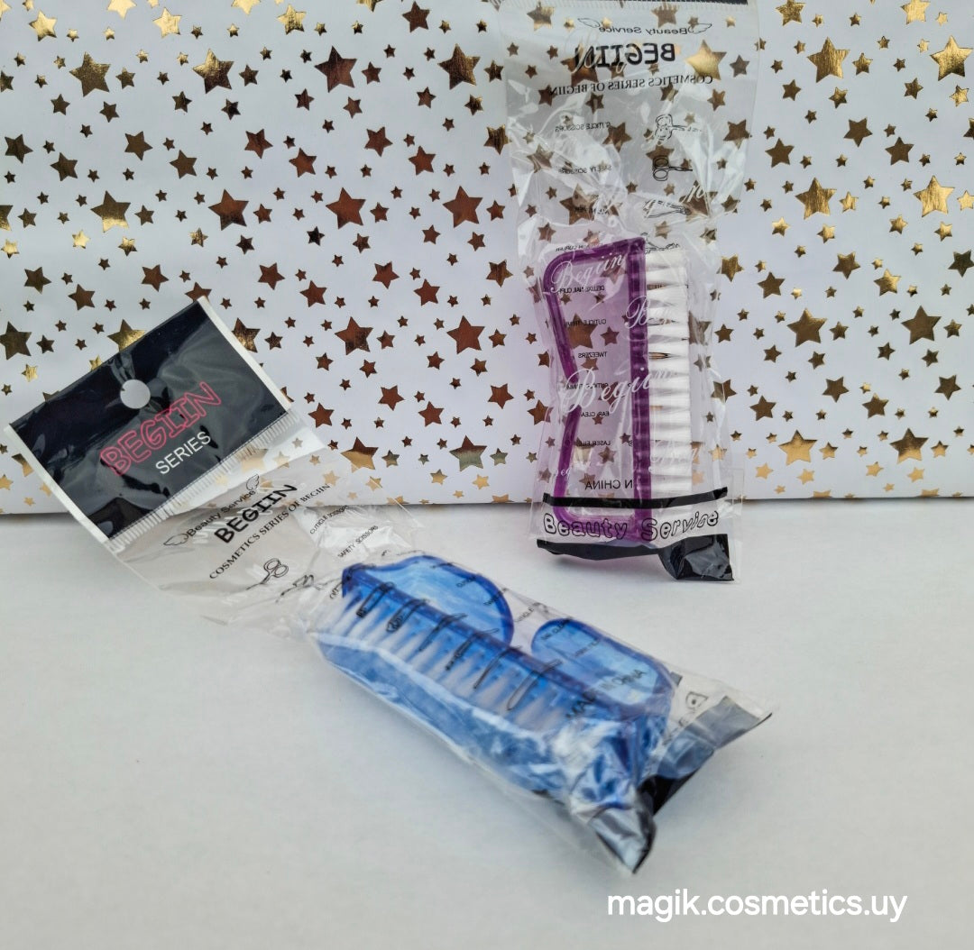 Cepillo para uñas #324