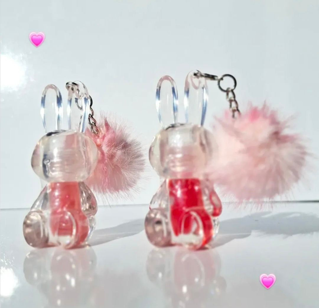Lip oil conejito con pompón #98