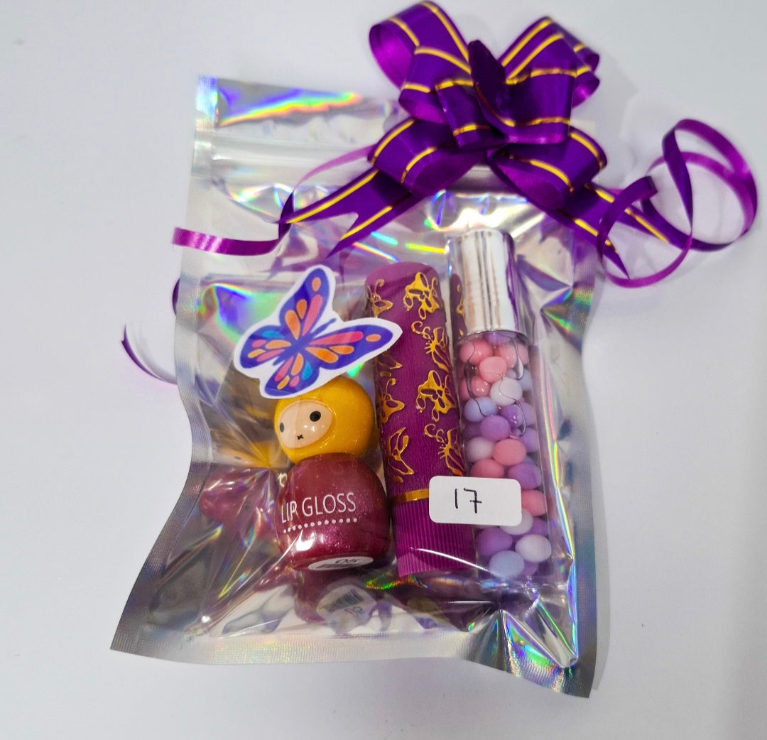Combo día del niño (bálsamos y brillos labiales